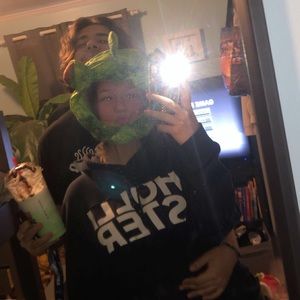 Meet your Posher, Angel